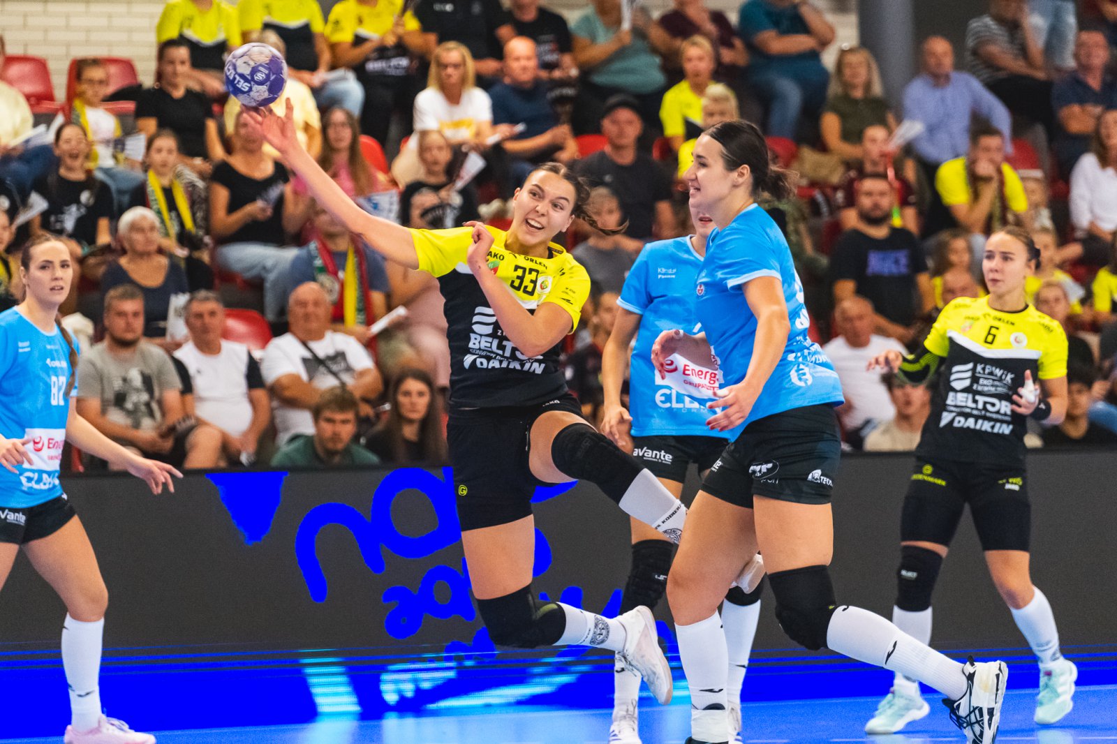 Kolejka dla gospodyń, komplet zwycięstw faworytek w Orlen Superlidze Kobiet